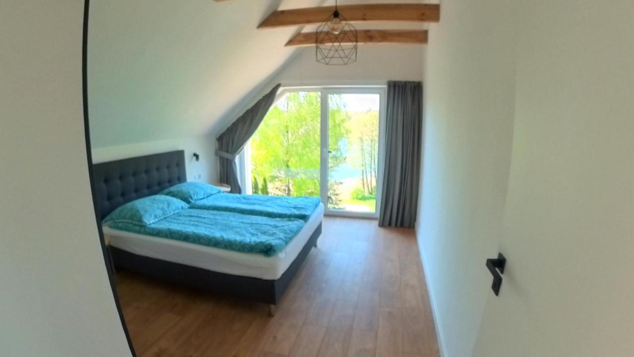 Dom Nad Jeziorem Gaja House Jadamowo Exterior foto
